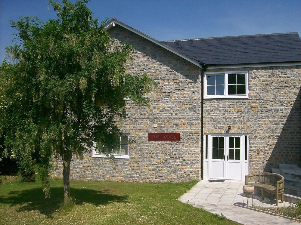 Hunters Lodge Inn Wincanton Extérieur photo