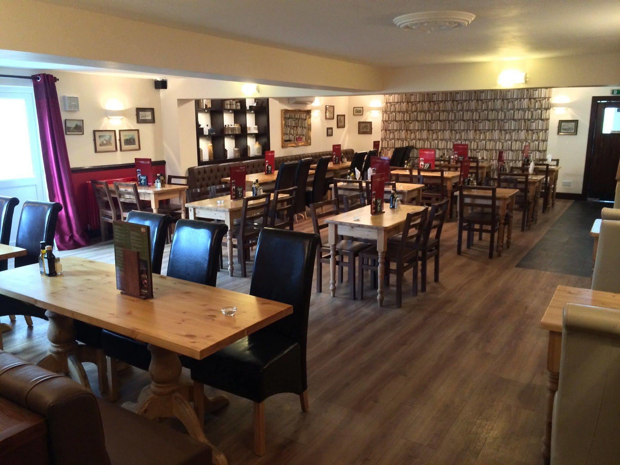 Hunters Lodge Inn Wincanton Extérieur photo