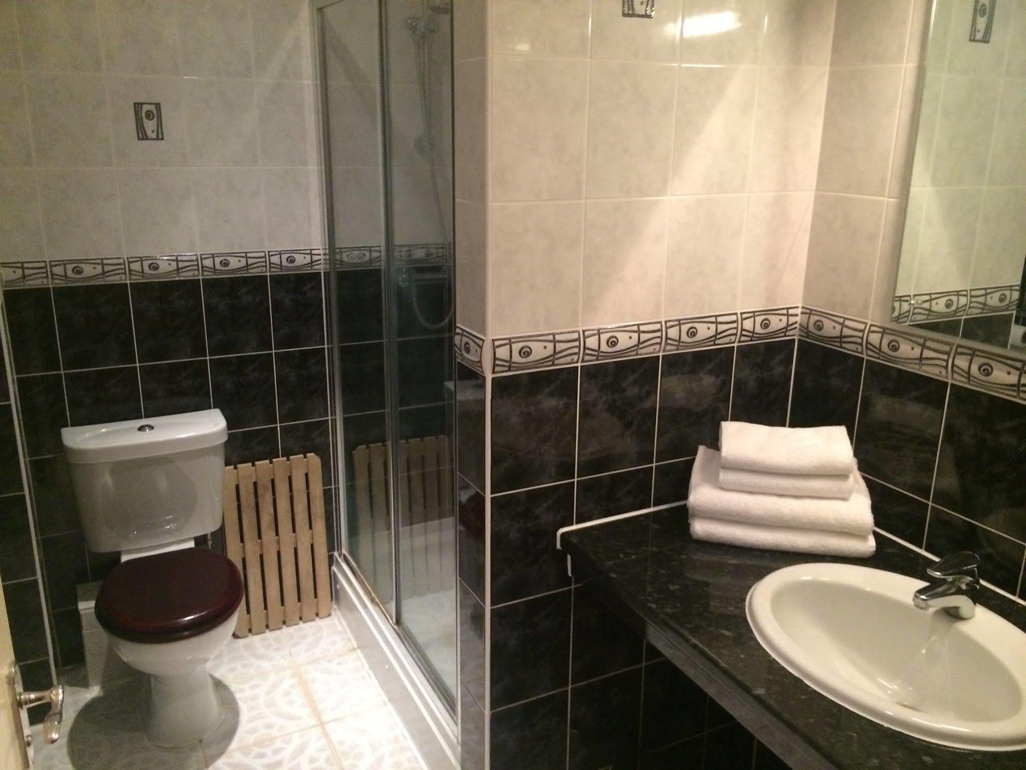 Hunters Lodge Inn Wincanton Extérieur photo